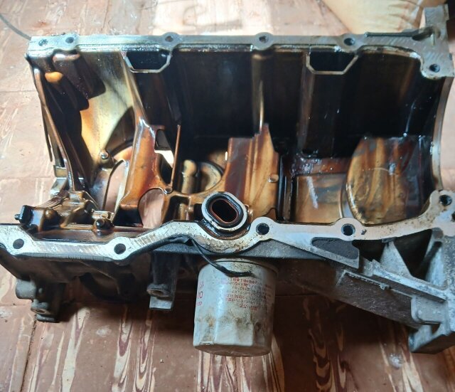 Automotive Engine Upper Oil Pan