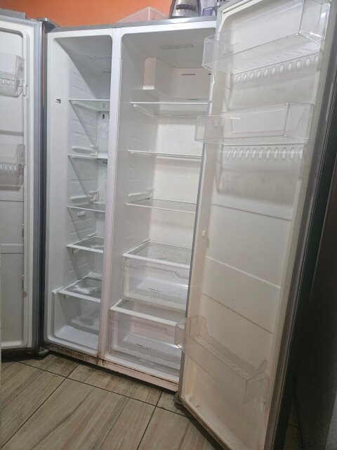 Frigidaire Double-door Refrigerator In Fair Condit