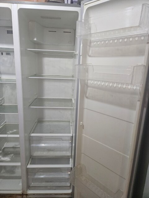Frigidaire Double-door Refrigerator In Fair Condit