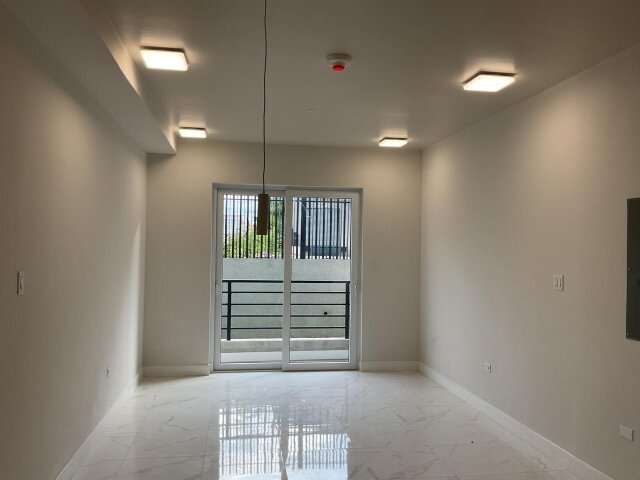 Airy 1 Bedroom Apartment in Gated Brunswick Complex