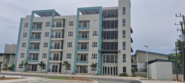 Airy 1 Bedroom Apartment in Gated Brunswick Complex Apartments Spanish Town