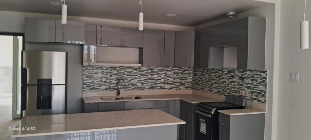 Airy 1 Bedroom Apartment in Gated Brunswick Complex