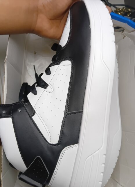 Men Sneskers Size 10 And 11 Available