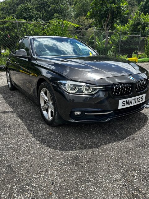2016 BMW 320i