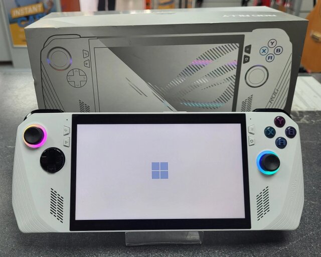 ASUS ROG Ally Z1 1TBWhatsapp:+1(229)406-1918 Consoles Hanover