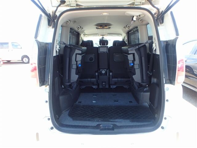 2017 Nissan Serena
