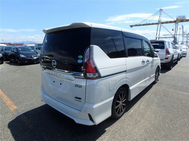 2017 Nissan Serena