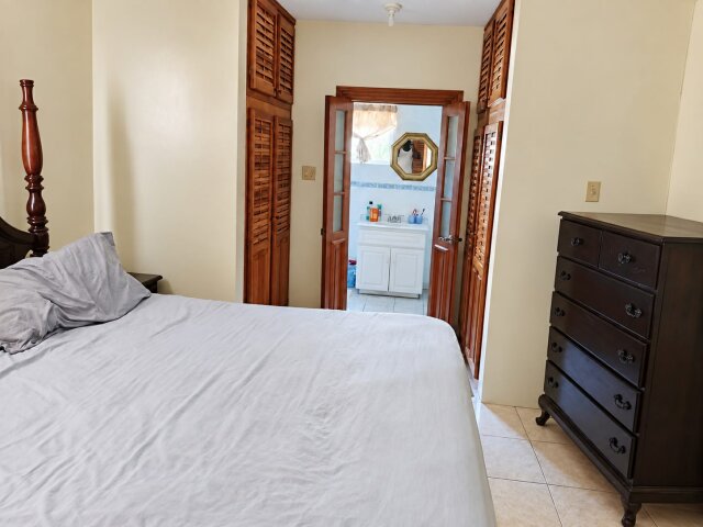 Property For Sale In Meadowbrook, Kingston 20
