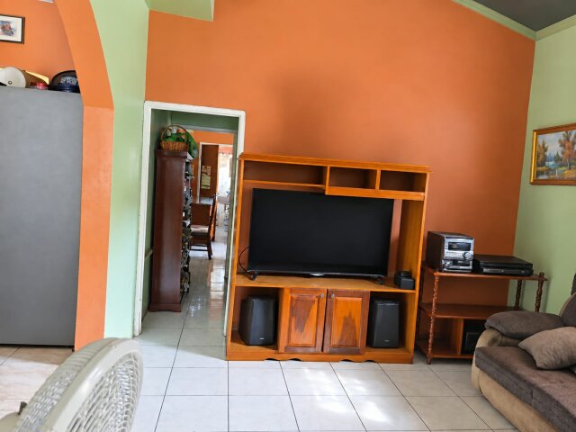 Property For Sale In Meadowbrook, Kingston 20