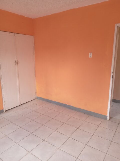2 Bedrooms for Rent in Mandeville Near Town