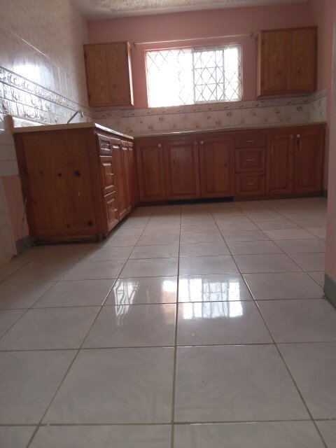 2 Bedrooms for Rent in Mandeville Near Town