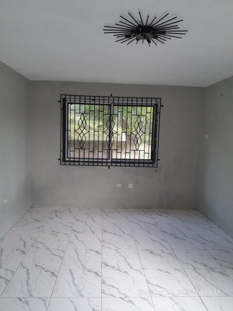 2 Bedroom Westgate Hills, Apartment For Rent