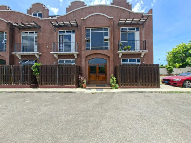2 Bedroom Apartments Kingston 19