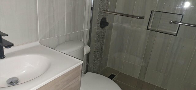 2 Bed, 1 Bath For Sale Everest Apt, Stony Hill