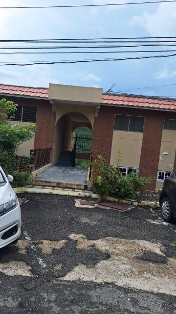 2 Bed, 1 Bath For Sale Everest Apt, Stony Hill