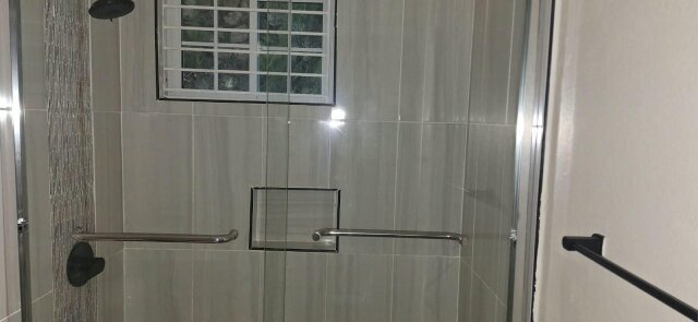 2 Bed, 1 Bath For Sale Everest Apt, Stony Hill
