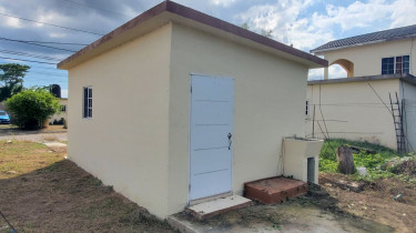 1 Bedroom Studio Unit