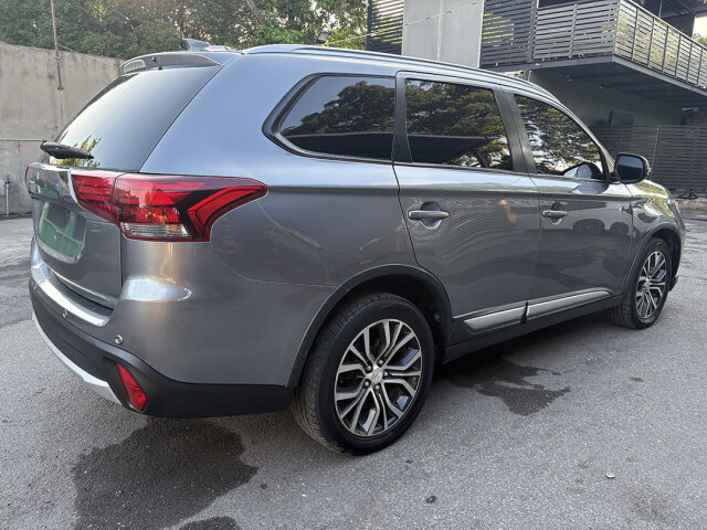 2020 Mitsubishi Outlander