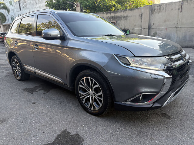 2020 Mitsubishi Outlander Cars Hope Road