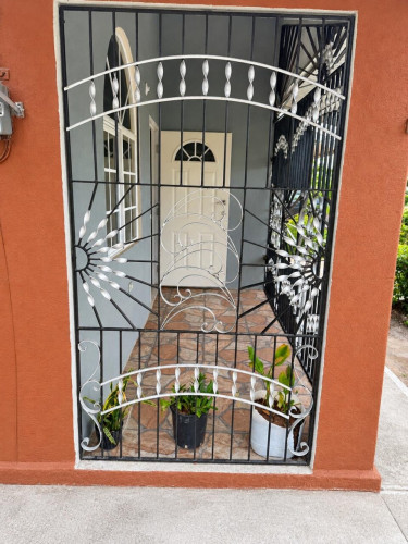 2 Bedroom