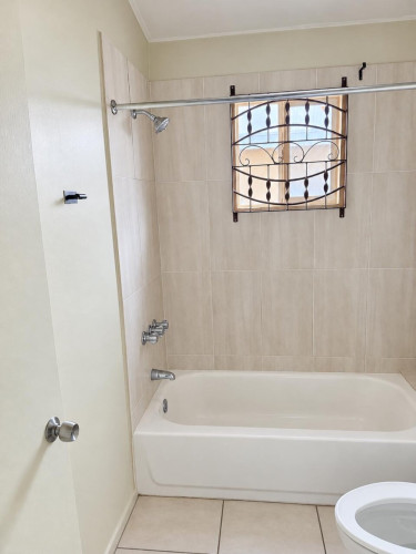 2 Bedroom