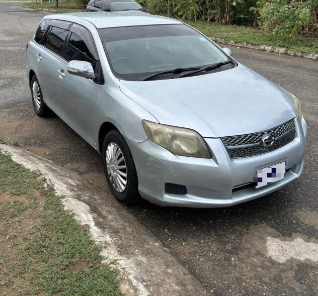 2008 Toyota Fielder 2wd