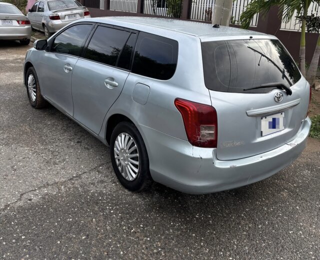 2008 Toyota Fielder 2wd