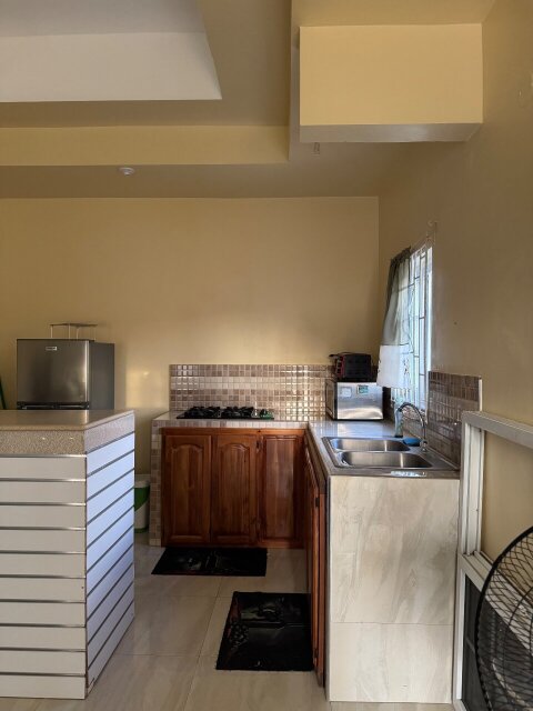 5 Bedroom 3 Bathrooms