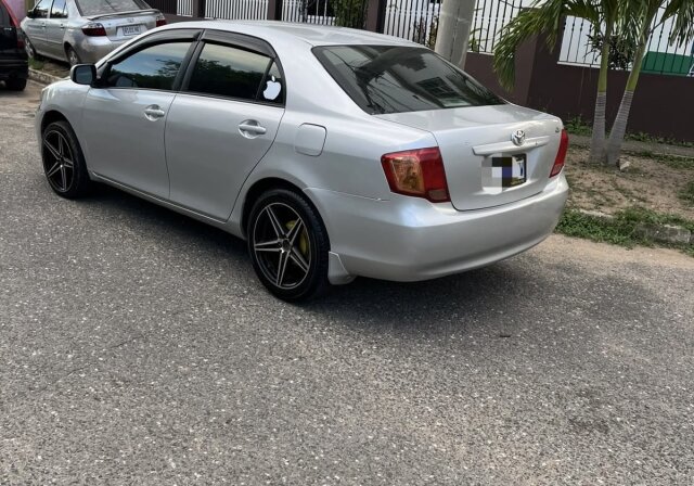 2008 Toyota Axio 2wd