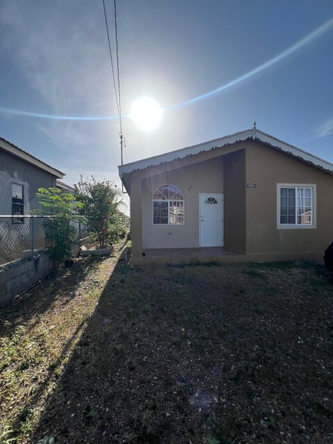 Fully Furnished 2 Bedrooms in New Harbour Village Houses Portmore