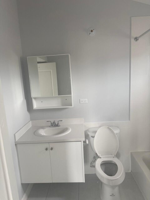 2 Bedroom