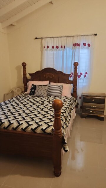 Furnished 3 Bedrooms Home In Gated Community