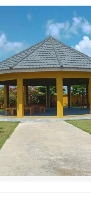 Furnished 3 Bedrooms Home In Gated Community