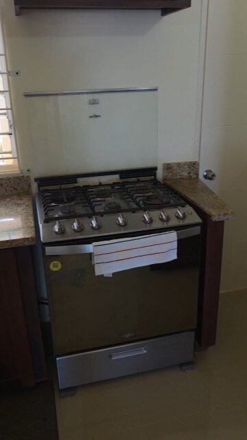 Furnished 3 Bedrooms Home In Gated Community