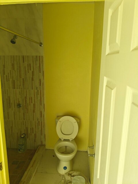 1 Bedroom Half Side