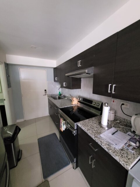 Cozy 2 Bedrooms with Ocean Views on the 8th Floor