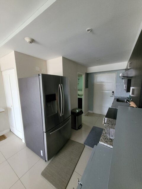 Cozy 2 Bedrooms with Ocean Views on the 8th Floor