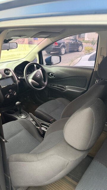 2015 Blue Nissan Note