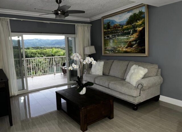 3 Bed, 2 Bath Resort Apartment