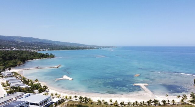 3 Bed, 2 Bath Resort Apartment