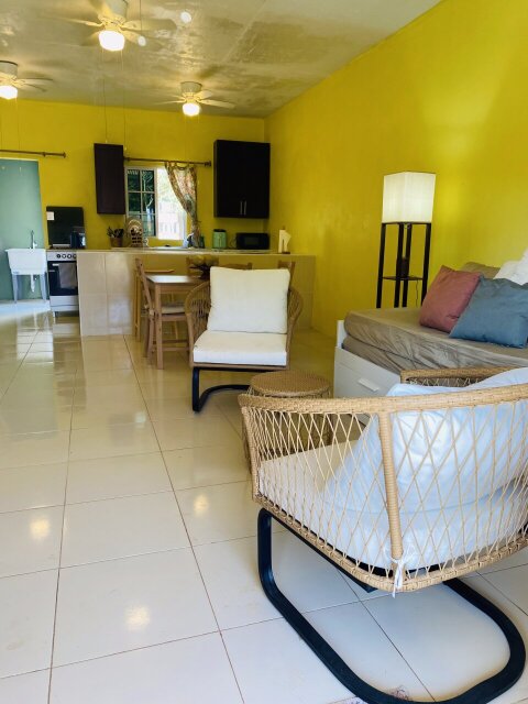 2 Bedroom / 1 Bath