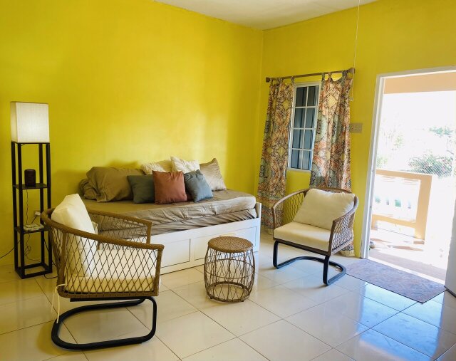2 Bedroom / 1 Bath