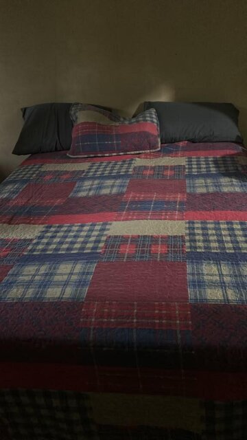 1 Bedroom Furnished Space with Free Wifi Apartments Cumberland