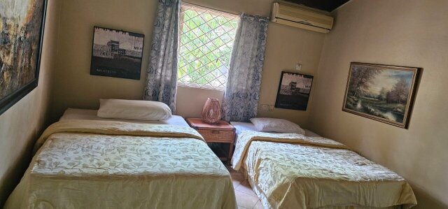 3 Bedroom 2 Bathroom House