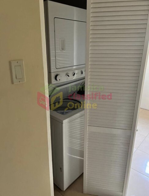 Furnished 1 Bedroom Apartment in Kingston 8