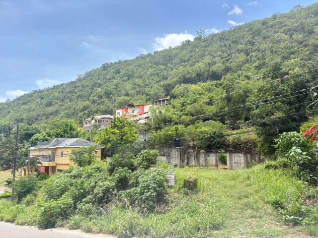 Unfinished 3 Bedroom 2 Bathroom House For Sale