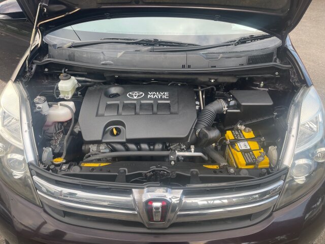 2015 TOYOTA ISIS PLATANA
