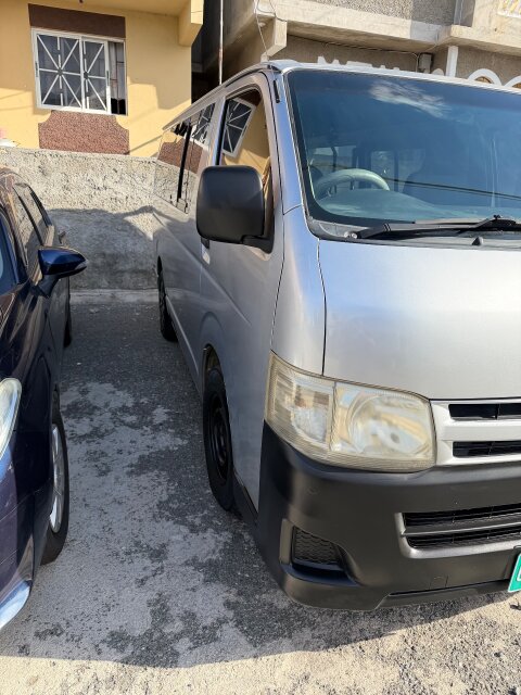 2012 Toyota Hiace