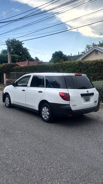 2014 Nissan AD Wagon