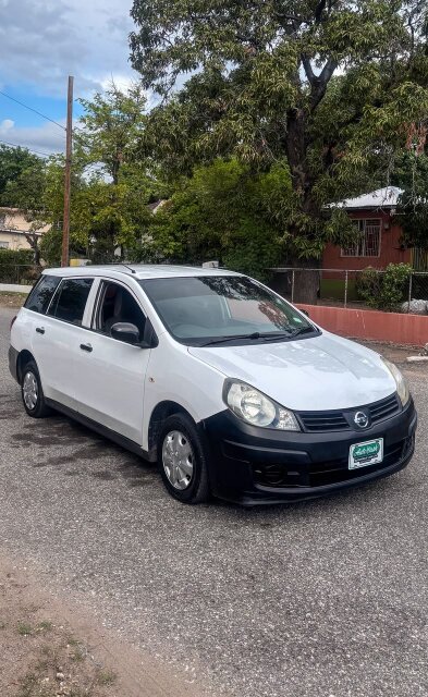 2014 Nissan AD Wagon Cars Hagley Park Road
